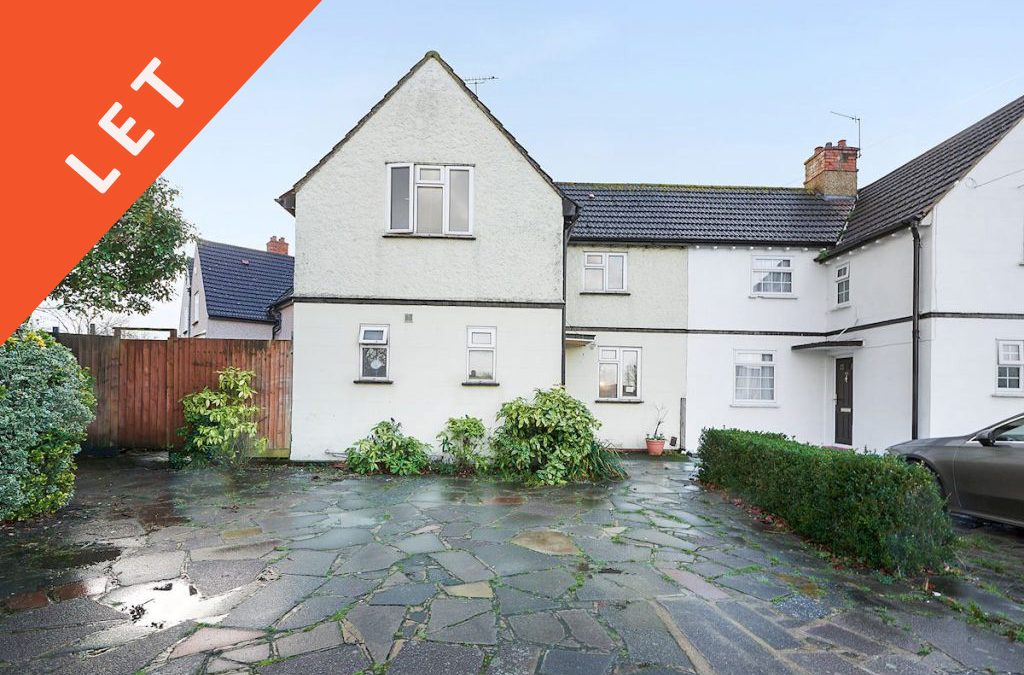 Collingwood Road. Sutton. £1595 PCM. Three Bedroom Family Home. New